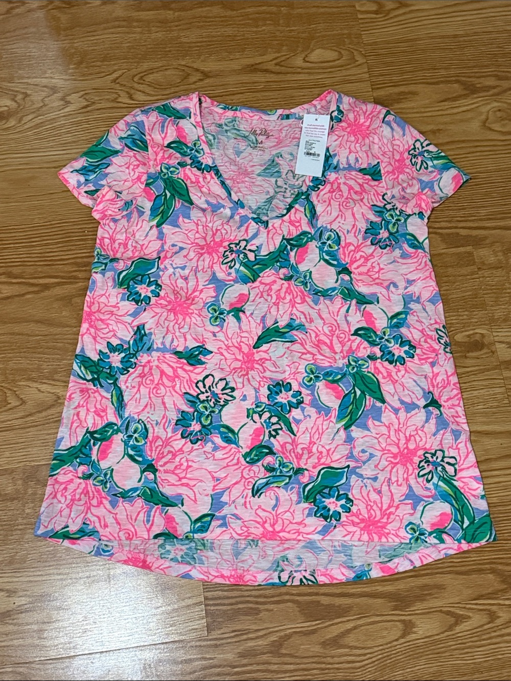 Lilly Pulitzer Pink Floral V-Neck Short Sleeve Tee